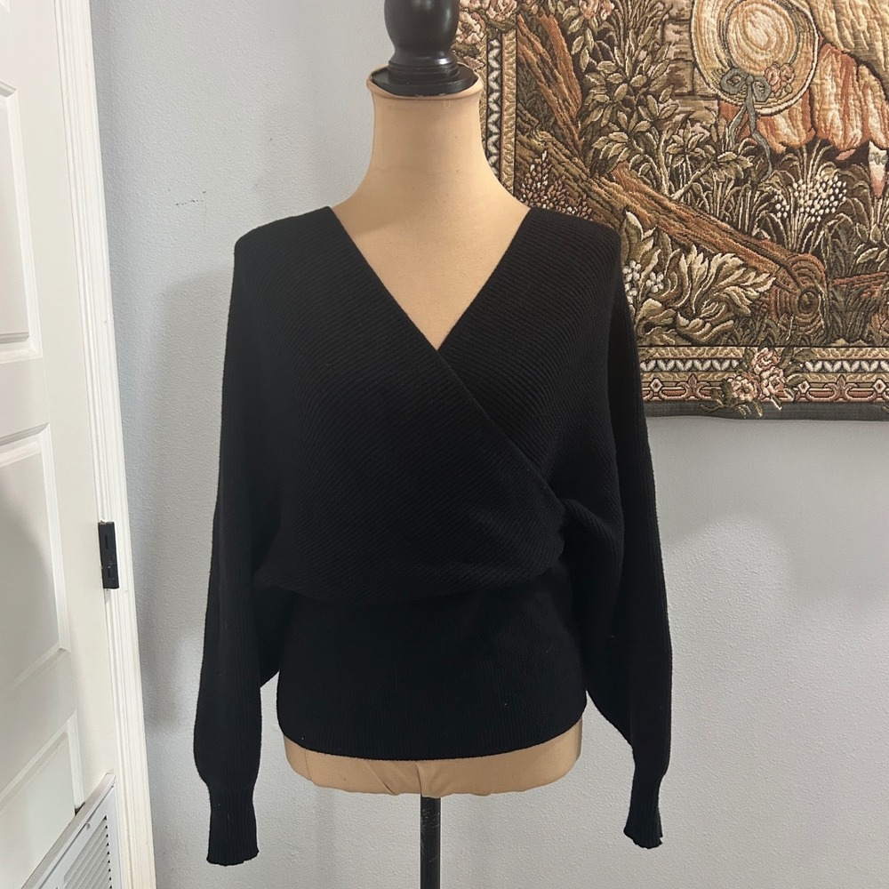 Reign The Label Black Sweater Ribbed Knit V Neck Long Sleeve Modern Chic L